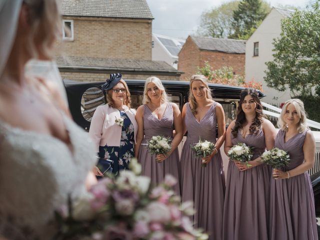 Ritchie and Emily&apos;s Wedding in Chipping Norton, Oxfordshire 30