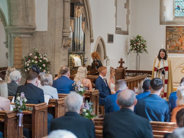 Ritchie and Emily&apos;s Wedding in Chipping Norton, Oxfordshire 39