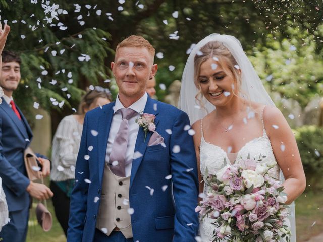 Ritchie and Emily&apos;s Wedding in Chipping Norton, Oxfordshire 50