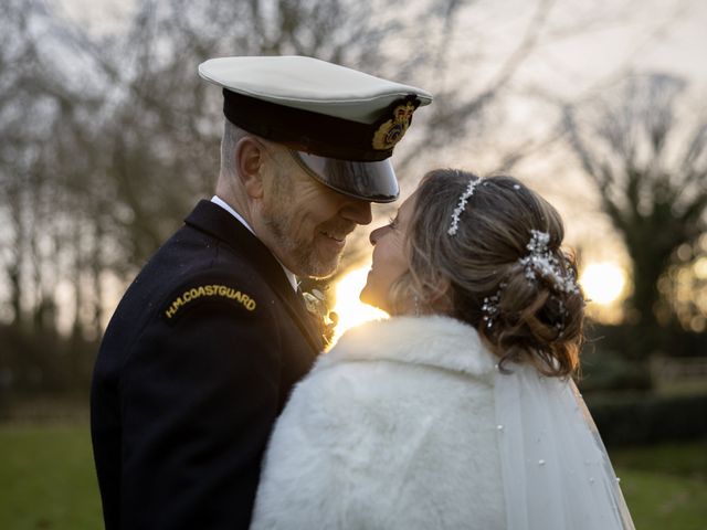 Paul and Belinda&apos;s Wedding in Westenhanger, Kent 9