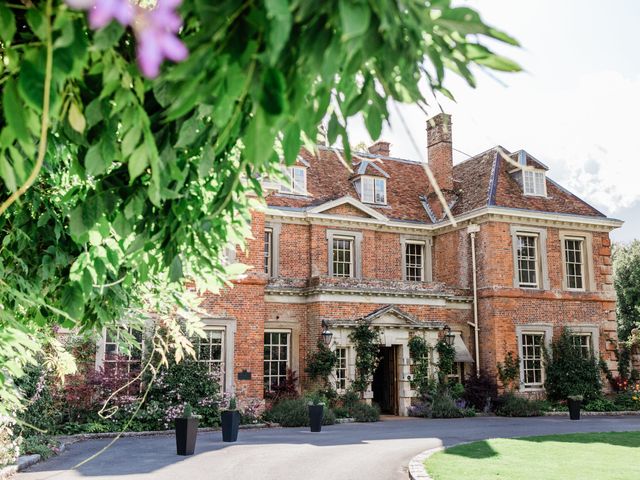 Stephen and Stephanie&apos;s Wedding in Winchester, Hampshire 3