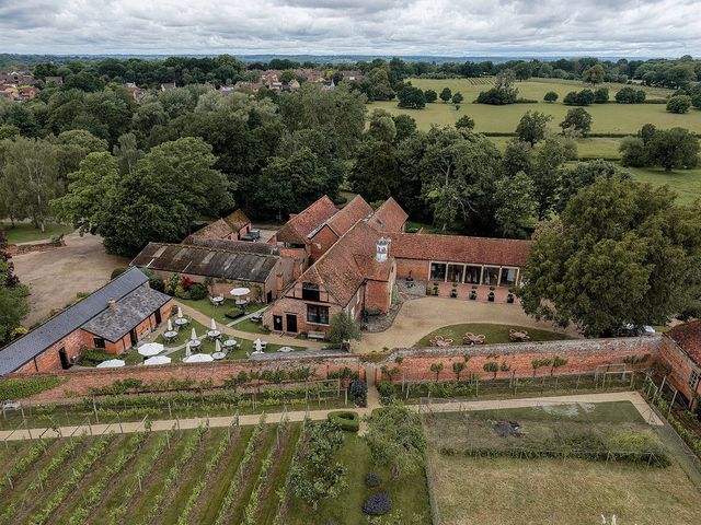 Charlie and Lauren's Wedding in Twyford, Berkshire 10