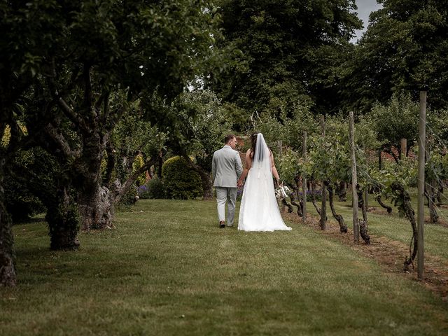 Charlie and Lauren's Wedding in Twyford, Berkshire 32