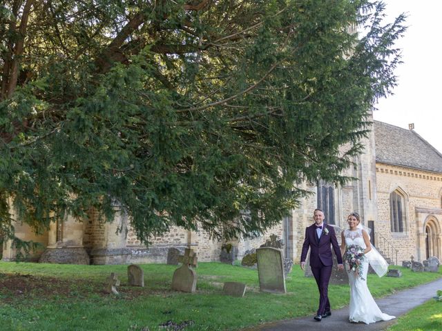 Jamie and Danielle&apos;s Wedding in Steventon, Oxfordshire 16