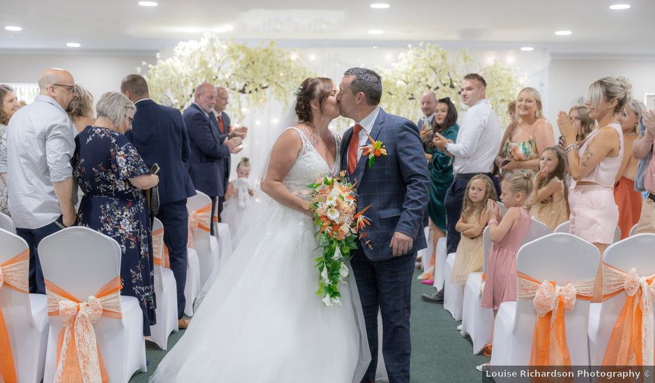 Daniel and Hannah's Wedding in Hinckley, Leicestershire