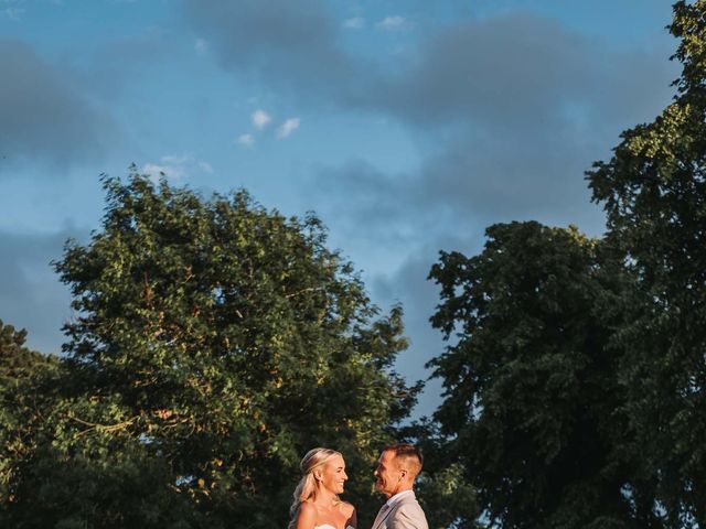 Andy and Naomi's Wedding in Whitworth Hall, Durham 111