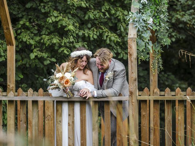 Tom and Claudia&apos;s Wedding in Rickmansworth, Hertfordshire 39