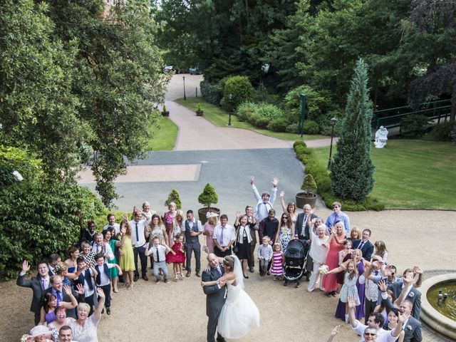 Michael and Lindsay&apos;s Wedding in Claverdon, Warwickshire 60