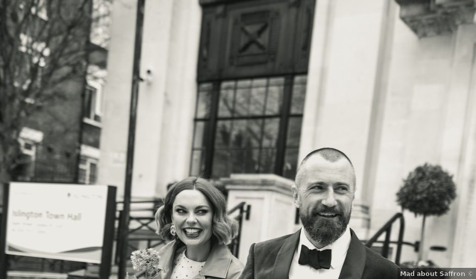 Matthew and Hannah's Wedding in Islington, North London