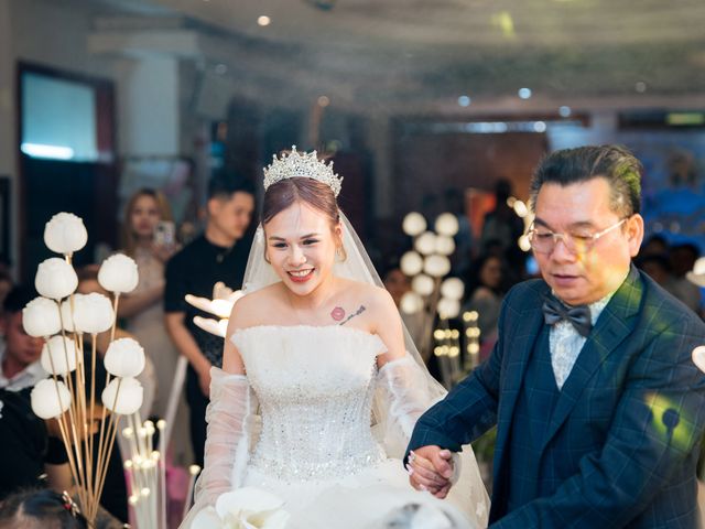 Luyến and Hoan&apos;s Wedding in London - South East, South East London 4