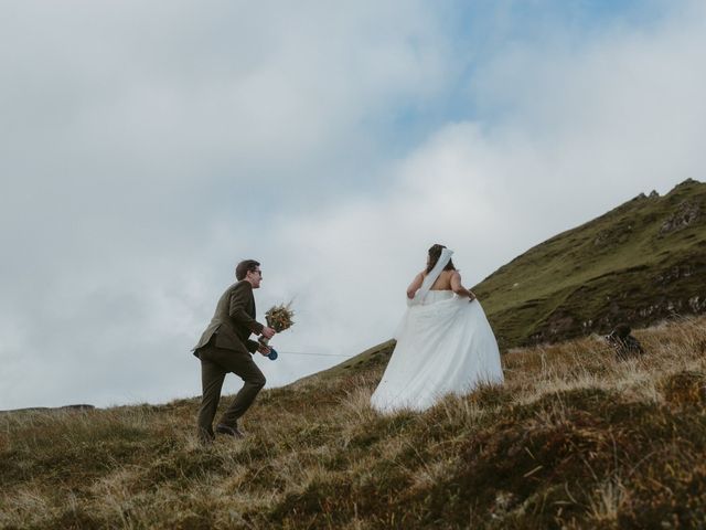 Tom and Jean&apos;s Wedding in Portree, Isle of Skye 33