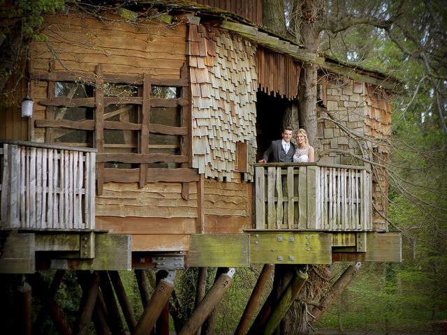 Matthew and Emma's Wedding in Alnwick, Northumberland 7