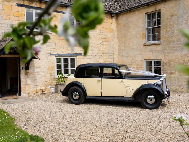 Andy and Haruka&apos;s Wedding in Winchcombe, Gloucestershire 3