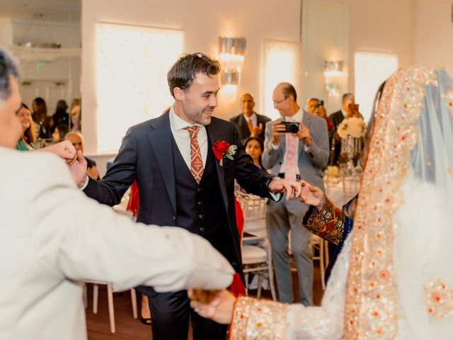 Shahida and Adam's Wedding in Twickenham, Middlesex 19