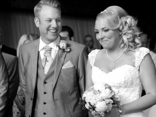 Keiran and Lindsey&apos;s Wedding in Barnsley, South Yorkshire 7