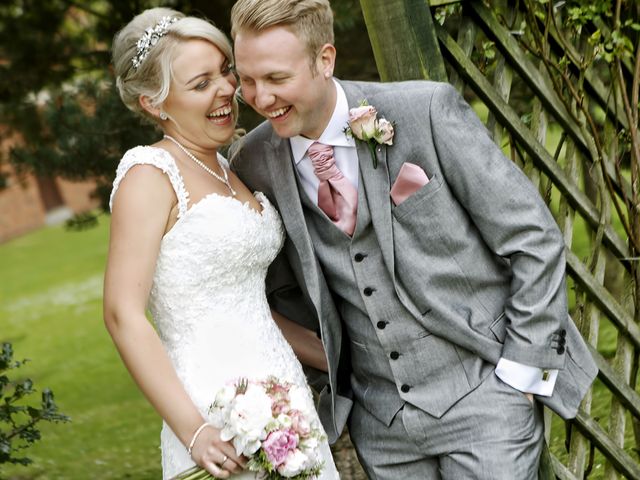 Keiran and Lindsey&apos;s Wedding in Barnsley, South Yorkshire 10