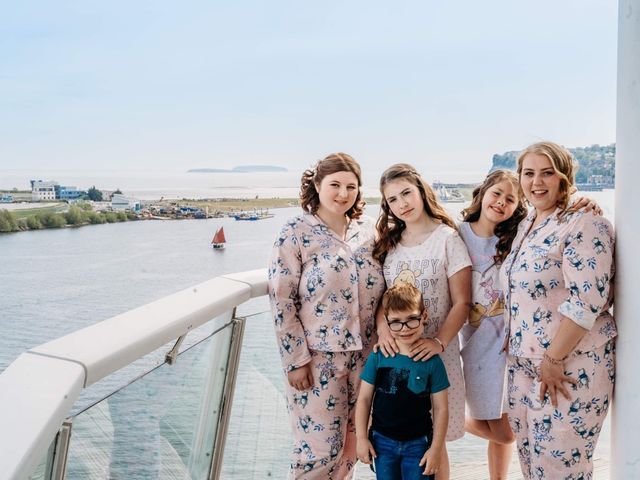 Ethan and Katie&apos;s Wedding in Cardiff Bay, Cardiff 21