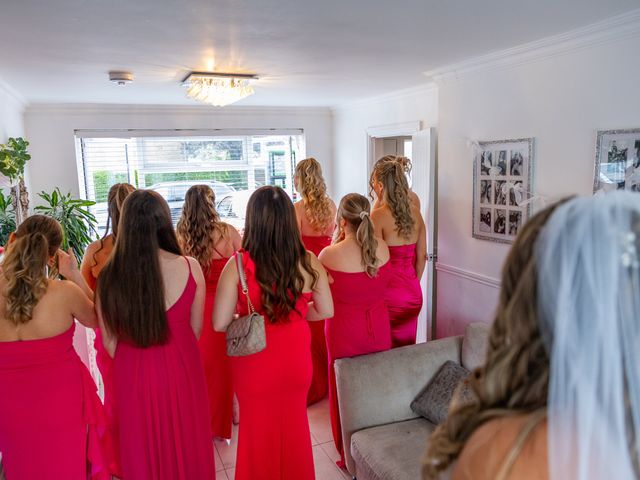 Samuel and Yasmin's Wedding in Houghton Regis, Bedfordshire 9