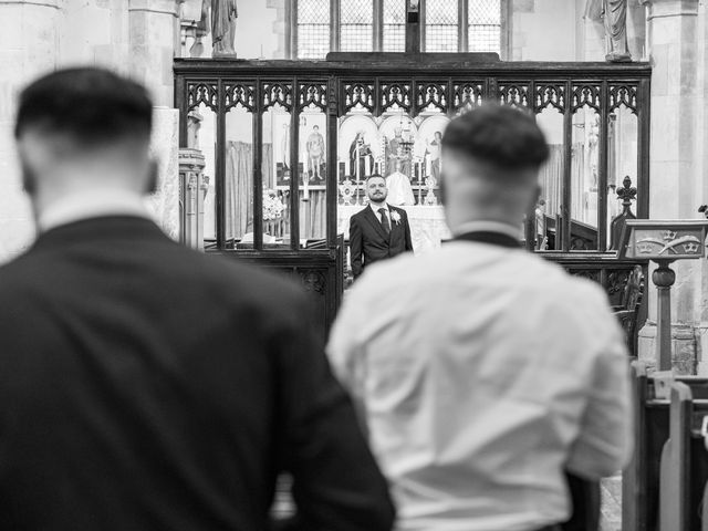 Samuel and Yasmin's Wedding in Houghton Regis, Bedfordshire 19