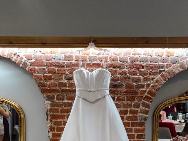 Andrew and Ffion's Wedding in Old Amersham, Buckinghamshire 27