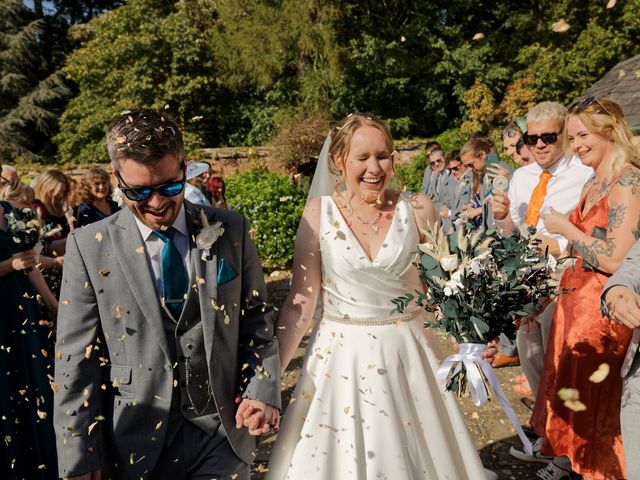 Daniel and Hannah&apos;s Wedding in Melton Mowbray, Leicestershire 8