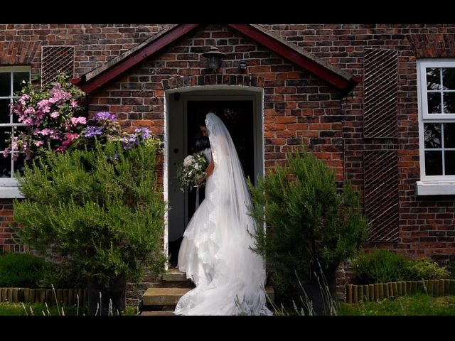 Liam and Lucy&apos;s Wedding in Cheshire, Cheshire 48