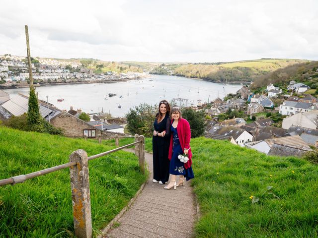 Emma and Adrian&apos;s Wedding in Fowey, Cornwall 10