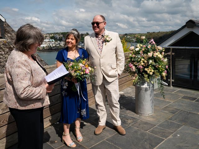 Emma and Adrian&apos;s Wedding in Fowey, Cornwall 17