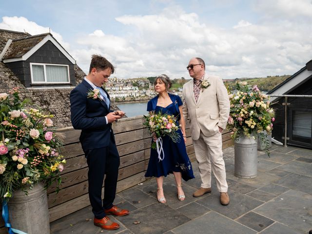 Emma and Adrian&apos;s Wedding in Fowey, Cornwall 18