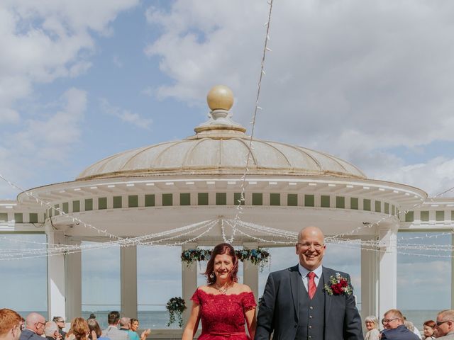 Tim and Janna&apos;s Wedding in Scarborough, North Yorkshire 11