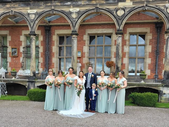 Tom and Lizzie&apos;s Wedding in Cheshire, Cheshire 3