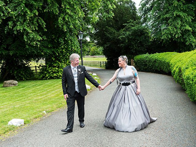 Darren and Liz&apos;s Wedding in Brecon, Powys 291