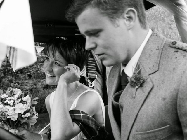 Edward and Mairi&apos;s Wedding in Argyllshire, Argyll 5