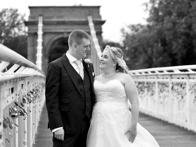 Damien and Katie&apos;s Wedding in Nottingham, Nottinghamshire 10