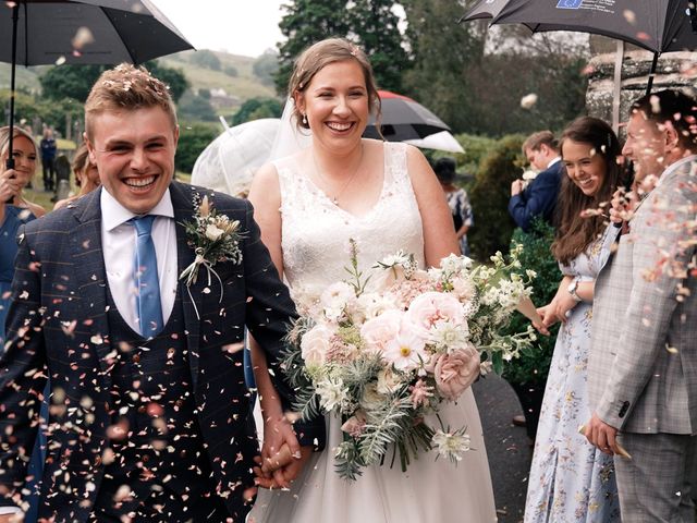 Tom and Hannah&apos;s Wedding in Lake District , Cumbria 30