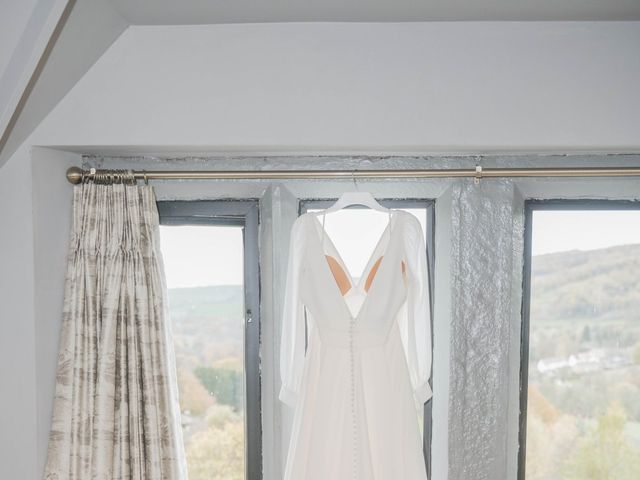 Ashley and Melissa's Wedding in Grindleford, Derbyshire 4