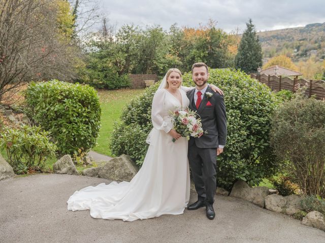 Ashley and Melissa's Wedding in Grindleford, Derbyshire 9