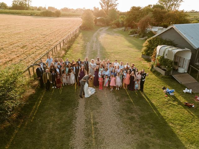 Sarah and Daryl&apos;s Wedding in Upchurch, Kent 13