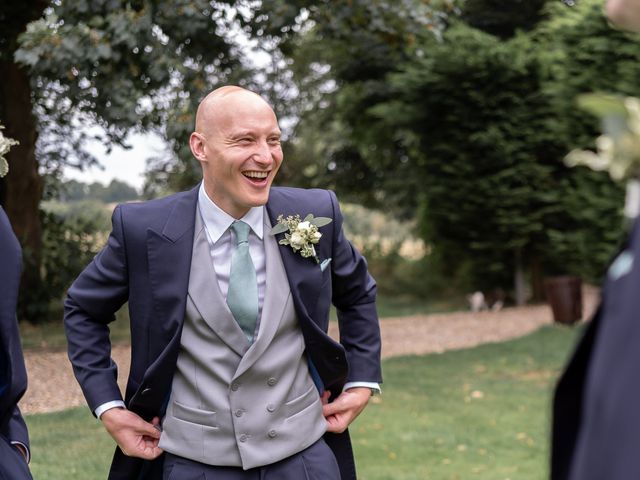 Joe and Sarah&apos;s Wedding in Herts, Hertfordshire 11