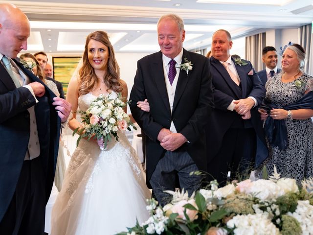 Joe and Sarah&apos;s Wedding in Herts, Hertfordshire 16