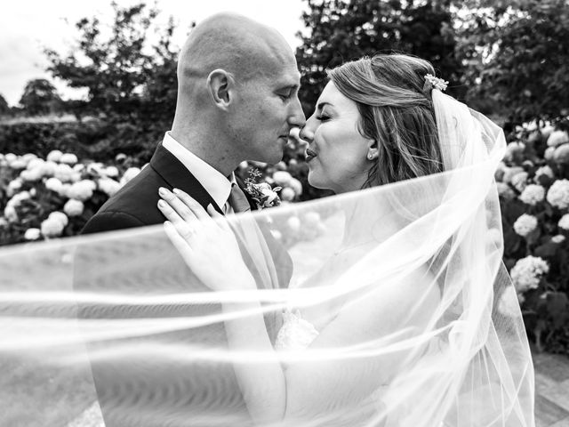 Joe and Sarah&apos;s Wedding in Herts, Hertfordshire 30