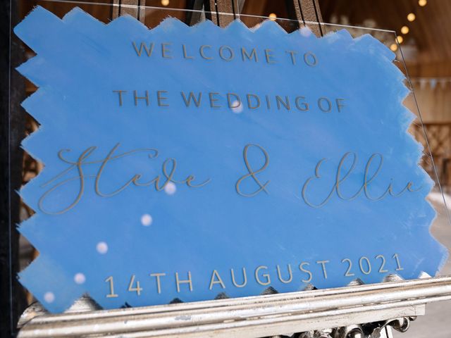 Steve and Ellie&apos;s Wedding in Preston, Lancashire 23