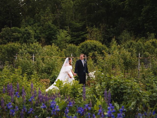 Jesse and Helena&apos;s Wedding in Lothian &amp; Borders, Lothian &amp; Borders 21