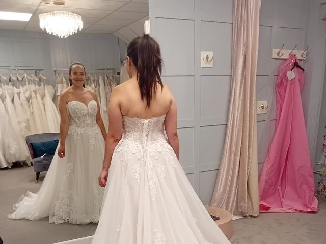 Kenny and Helen's Wedding in Westerham, Kent 3