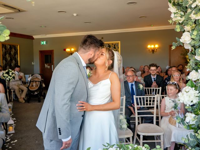 Ben and Sophie's Wedding in Hintlesham, Suffolk 3