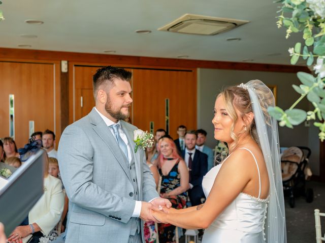 Ben and Sophie's Wedding in Hintlesham, Suffolk 4