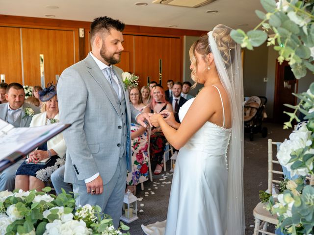 Ben and Sophie's Wedding in Hintlesham, Suffolk 6
