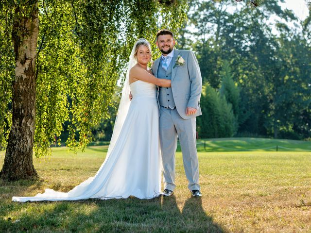 Ben and Sophie's Wedding in Hintlesham, Suffolk 14