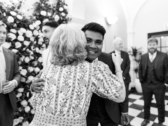 Edward and Lauren's Wedding in Chelsea, South West London 4