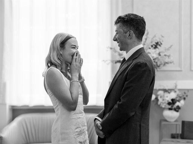 Edward and Lauren's Wedding in Chelsea, South West London 8